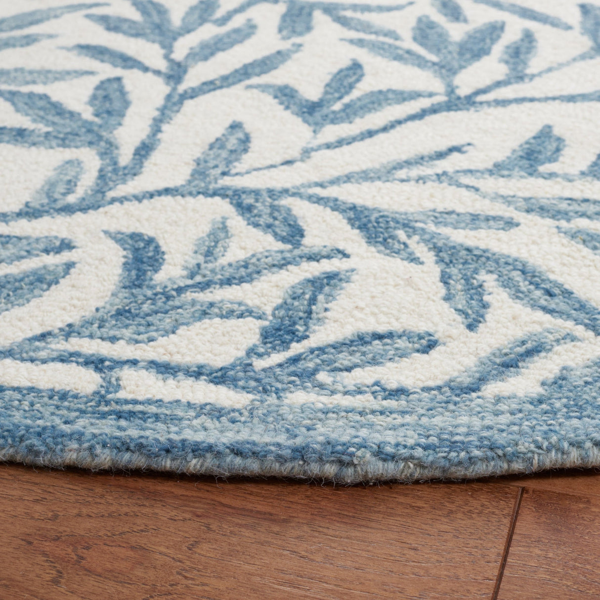 Safavieh Jardin Jar753L Ivory/Blue Rug - Safavieh - jar753l - 6r