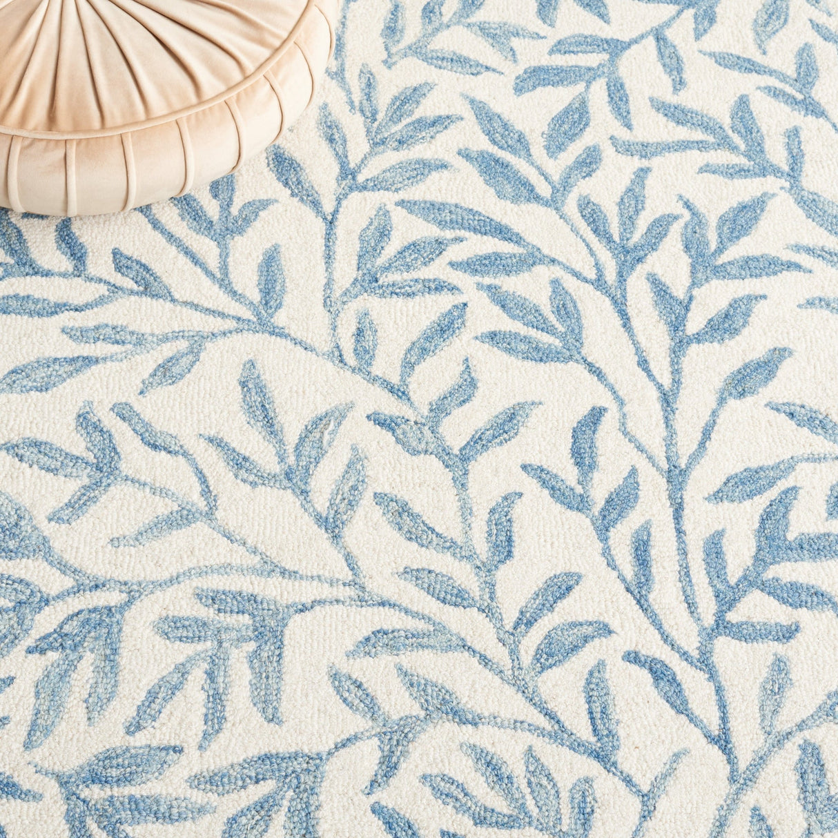 Safavieh Jardin Jar753L Ivory/Blue Rug - Safavieh - jar753l - 6r