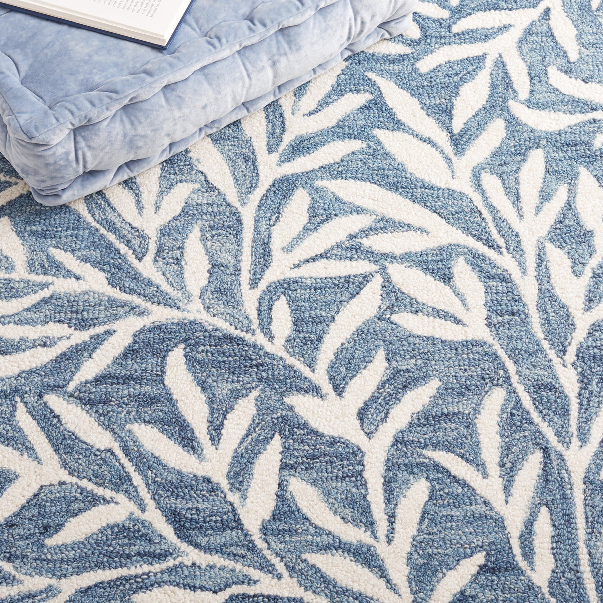 Safavieh Jardin Jar753M Blue/Ivory Rug - Safavieh - jar753m - 28