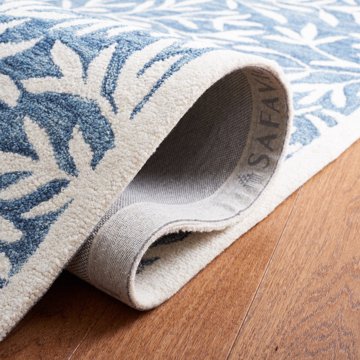 Safavieh Jardin Jar753M Blue/Ivory Rug - Safavieh - jar753m - 28