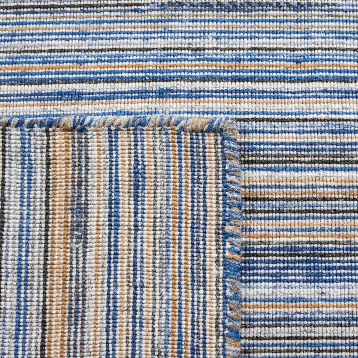 Safavieh Kilim Klm313M Blue/Yellow Rug - Safavieh - klm313m - 3