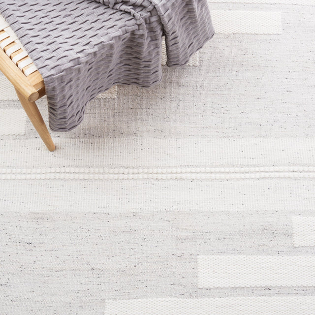 Safavieh Kilim Klm448G Ivory/Light Grey Rug - Safavieh - klm448g - 3