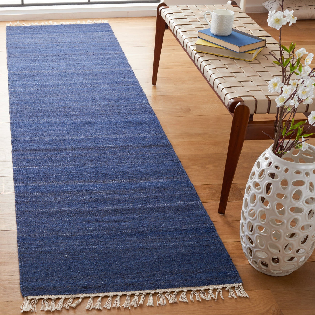 Safavieh Kilim Klm551N Navy/Blue Rugs - Safavieh - klm551n - 7r