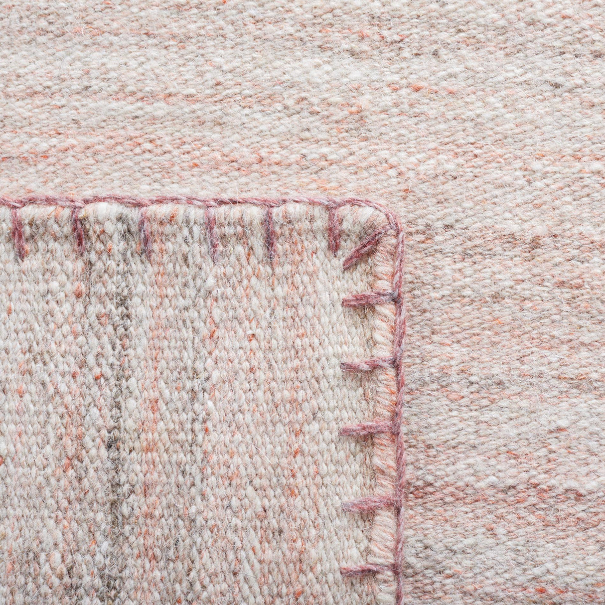 Safavieh Kilim Klm651U Light Pink Rugs - Safavieh - klm651u - 29