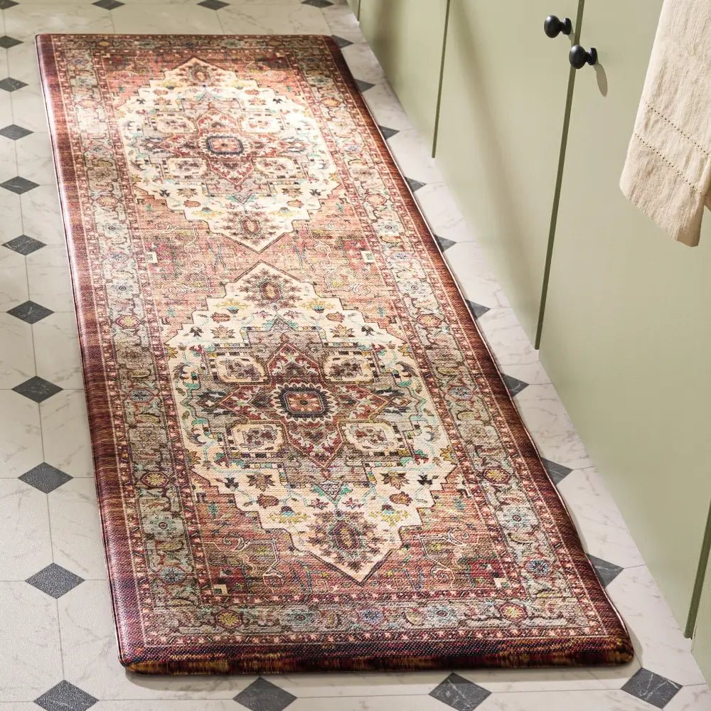 Safavieh Kitchen Mat 100 1'-6" x 5'-0" Rug in Ivory / Rust