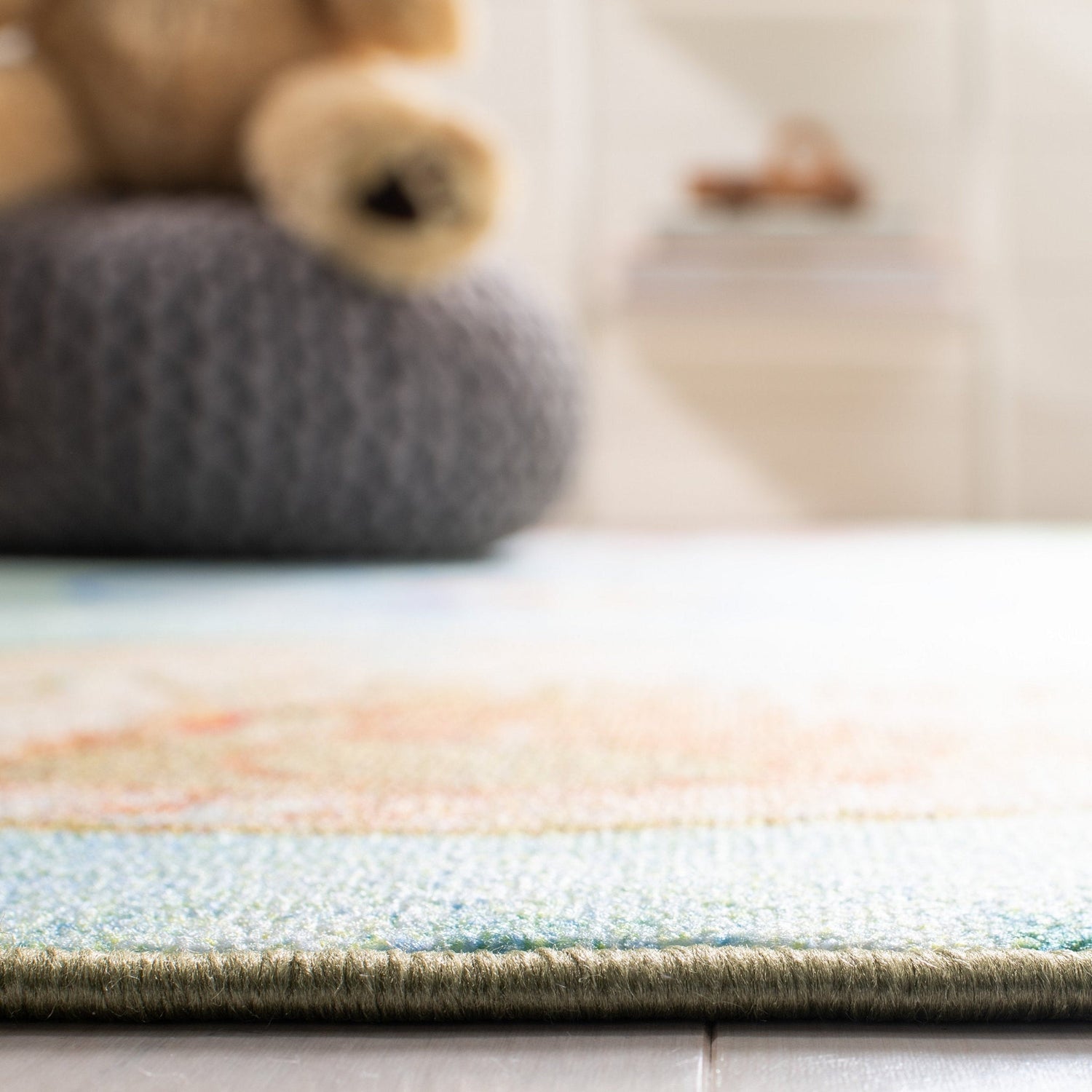 Safavieh Machine Washable Kids Playhouse Kph256Y Green/Blue Rug - Safavieh - kph256y - 5r