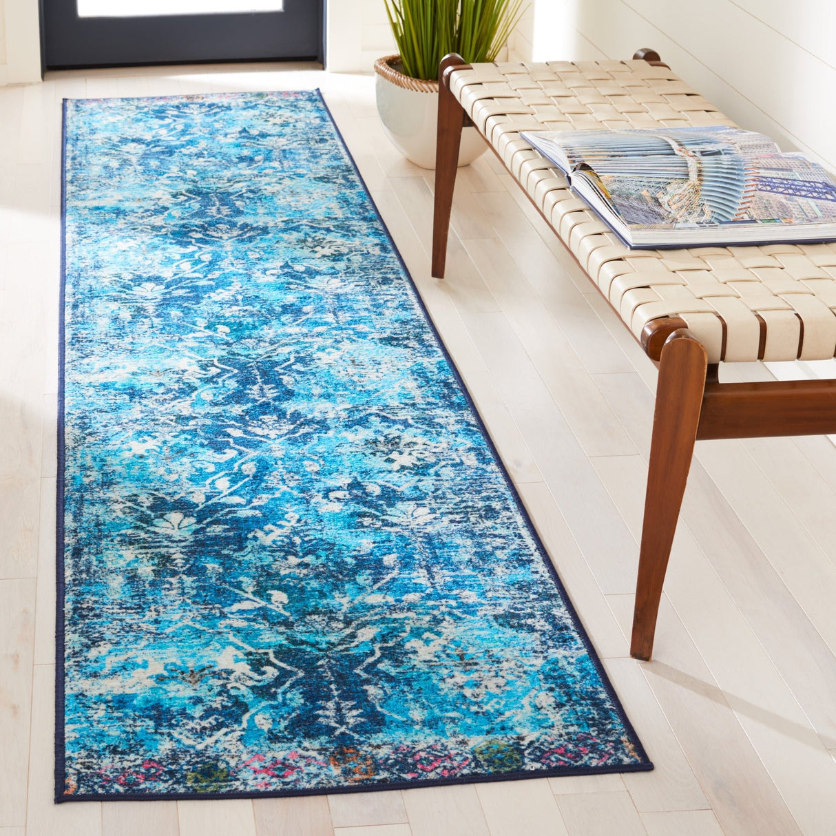 Safavieh Machine Washable Riviera Riv117N Navy/Light Blue Rug - Safavieh - riv117n - 7r