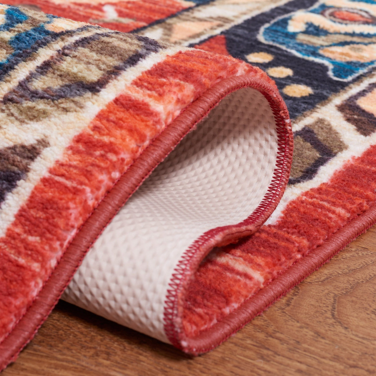 Safavieh Machine Washable Riviera Riv155Z Black/Red Rug - Safavieh - riv155z - 7r
