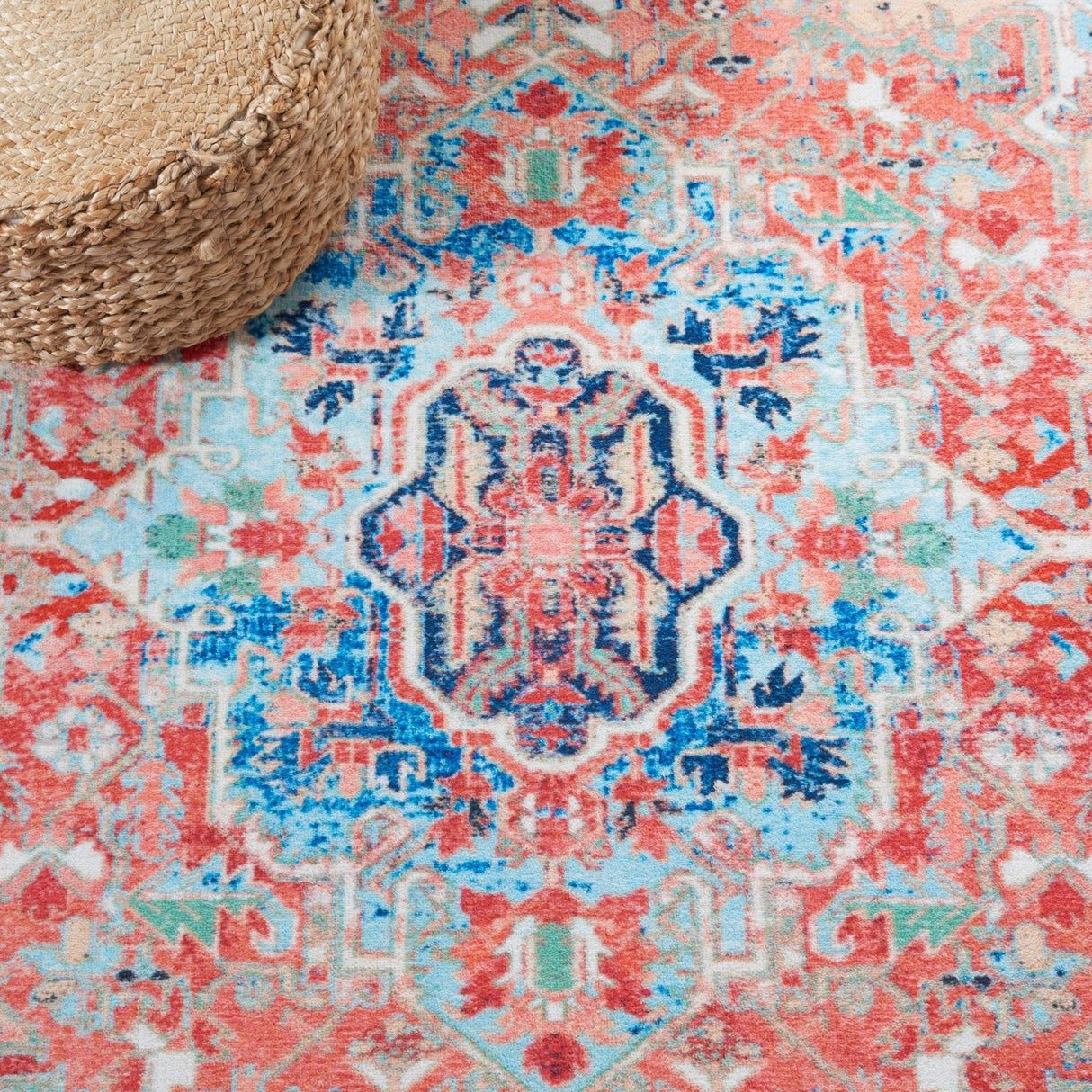 Safavieh Machine Washable Riviera Riv182N Navy/Red Rug - Safavieh - riv182n - 7r