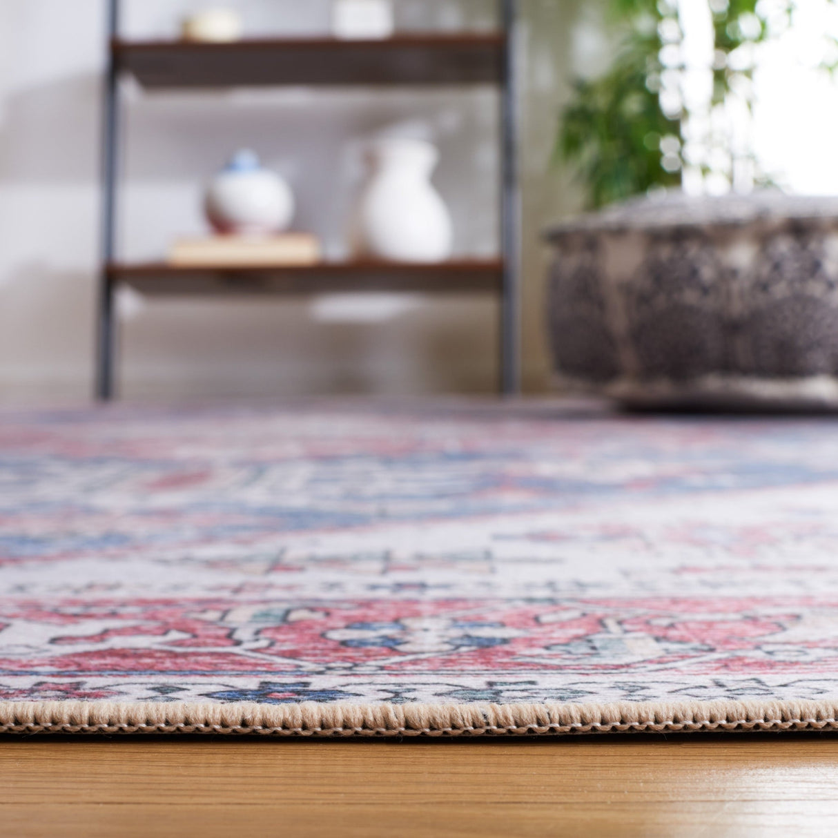 Safavieh Machine Washable Tucson Tsn102N Navy/Red Rug - Safavieh - tsn102n - 6r