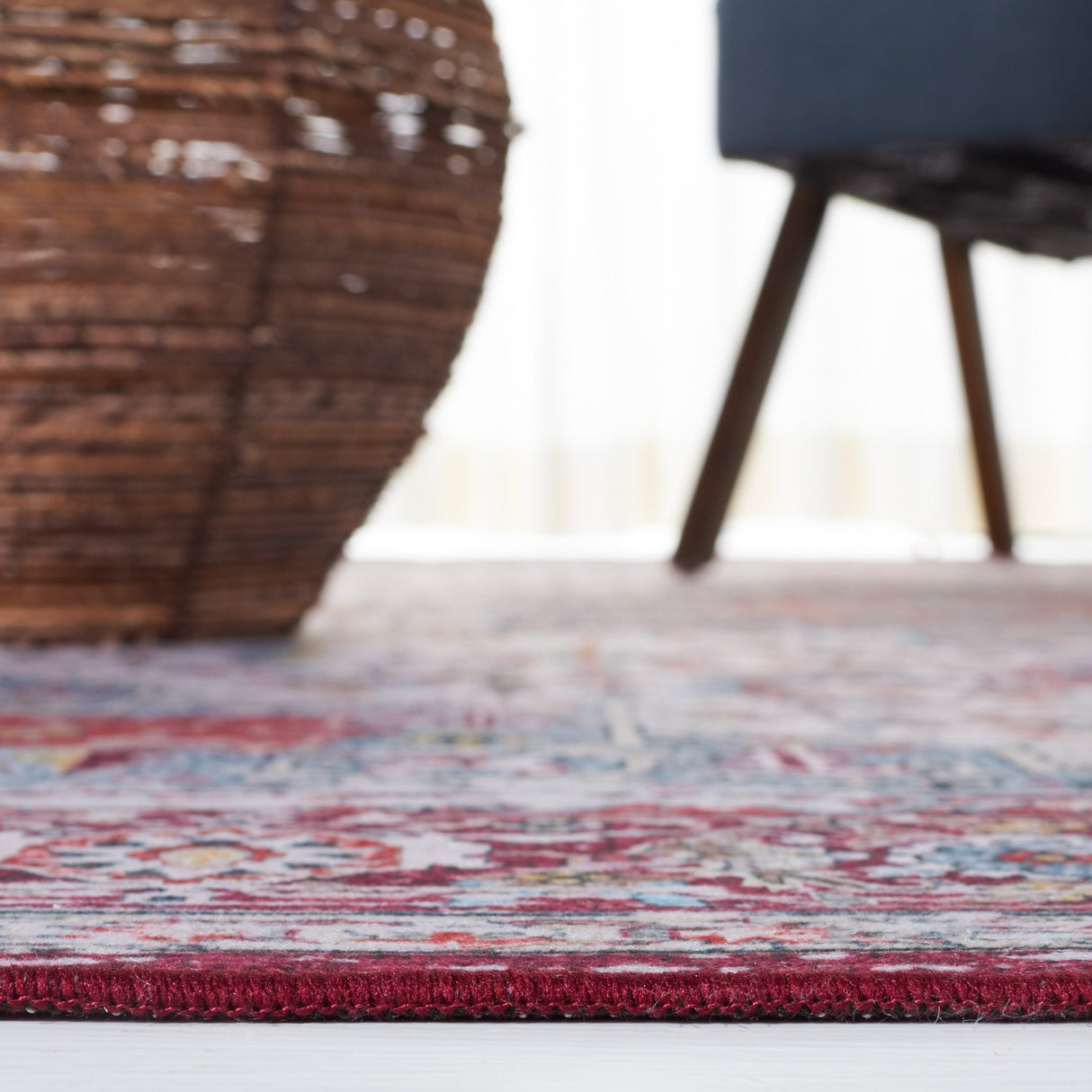 Safavieh Machine Washable Tucson Tsn113A Ivory/Red Rug - Safavieh - tsn113a - 6r