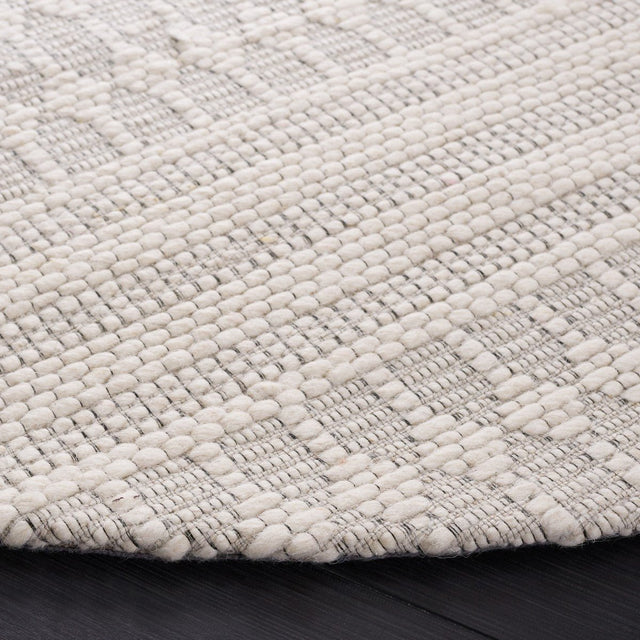 Safavieh Marbella Mrb327A Ivory/Beige Rug.