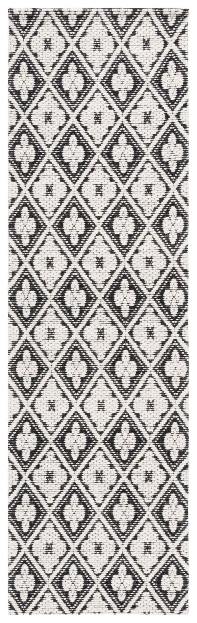 Safavieh Marbella Mrb328Z Black/Ivory Rug.