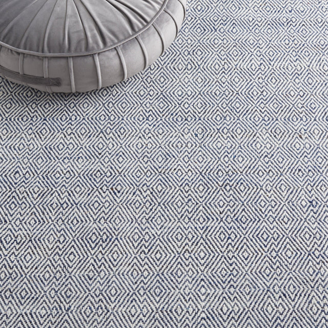 Safavieh Martha Stewart Msr9675M Blue/Ivory Rug.
