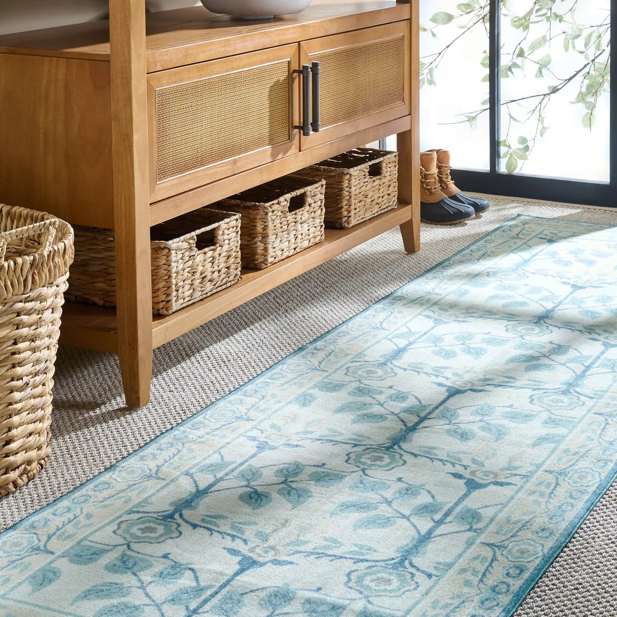 Safavieh Martha Stewart Washable 2'-6" x 8'-0" Rug in Ivory / Light Blue