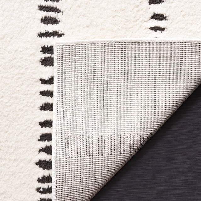 Safavieh Melody Mel114A Ivory/Black Rug.