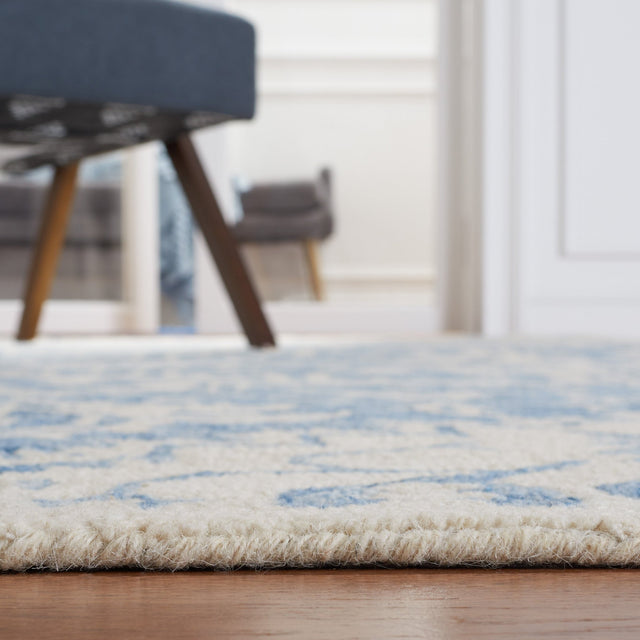 Safavieh Metro Met457M Blue/Ivory Rug.