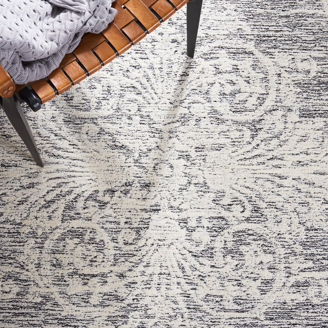 Safavieh Metro Met616Z Ivory/Black Rug.