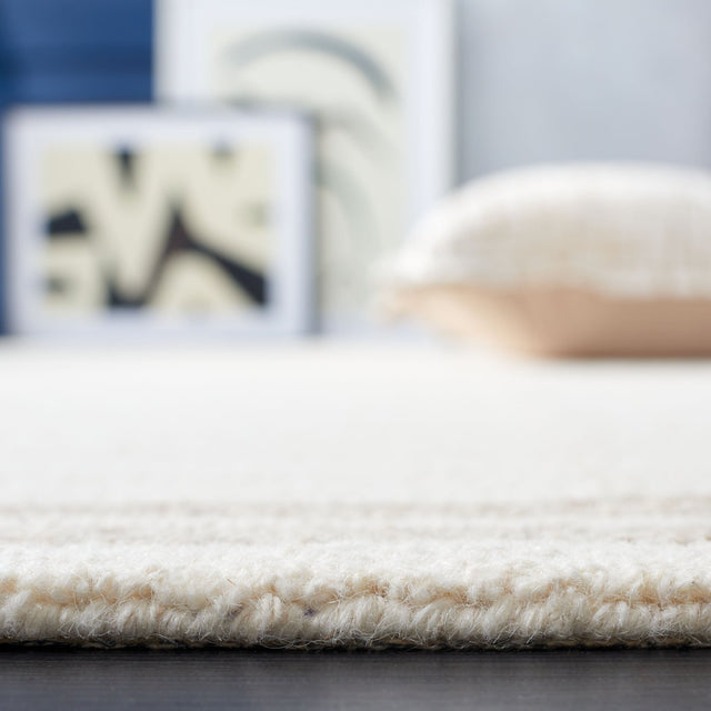 Safavieh Metro Met626A Ivory/Brown Rug.