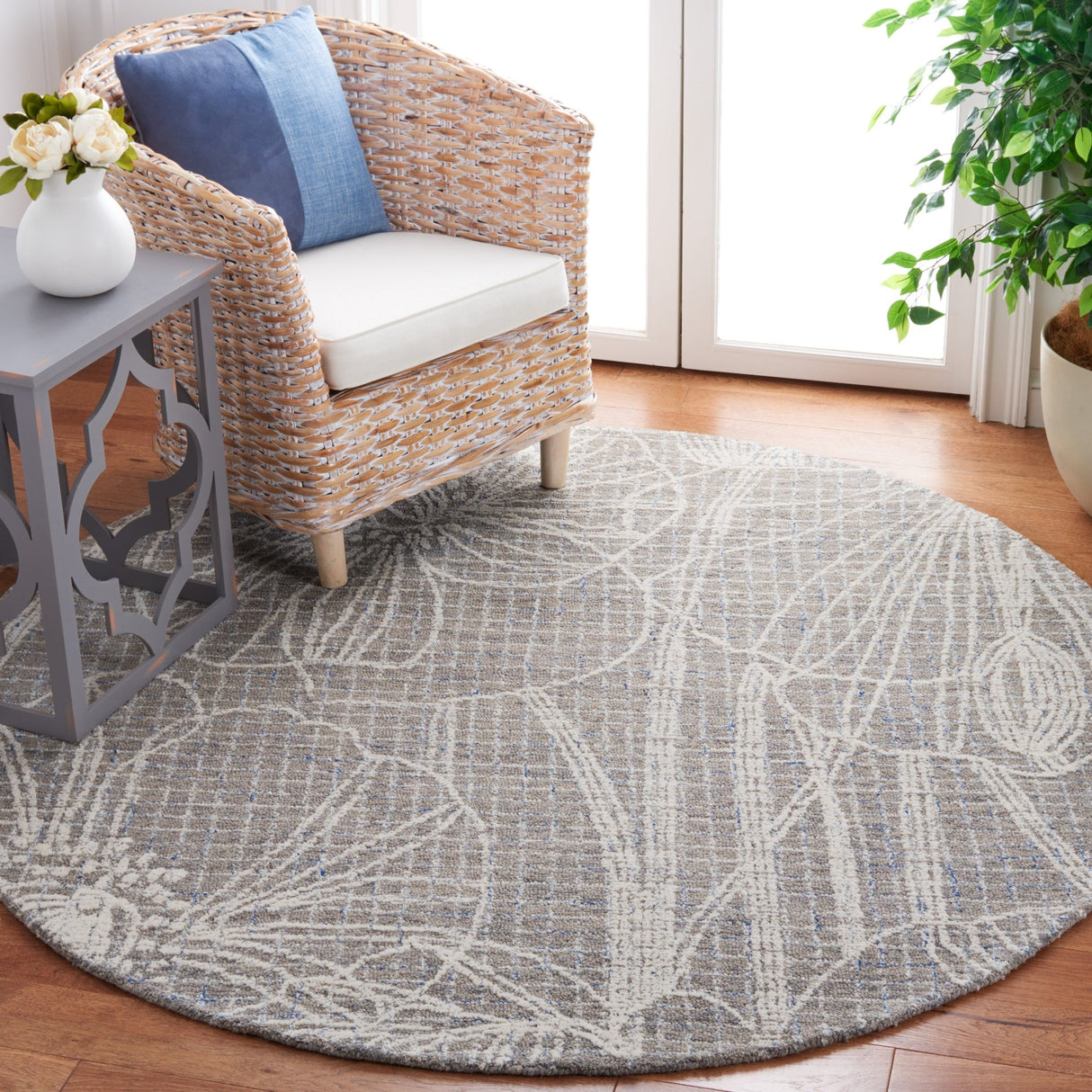 Safavieh Metro Met875B Beige/Ivory Rug.