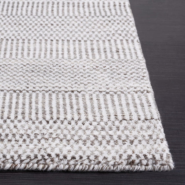 Safavieh Mirage Mir125T Brown/Ivory Rug.