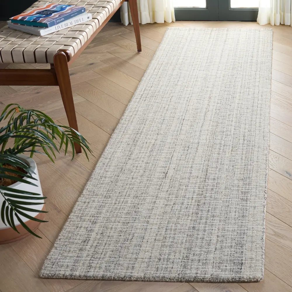 Safavieh Mirage 2'-3" x 8'-0" Rug in Grey / Ivory