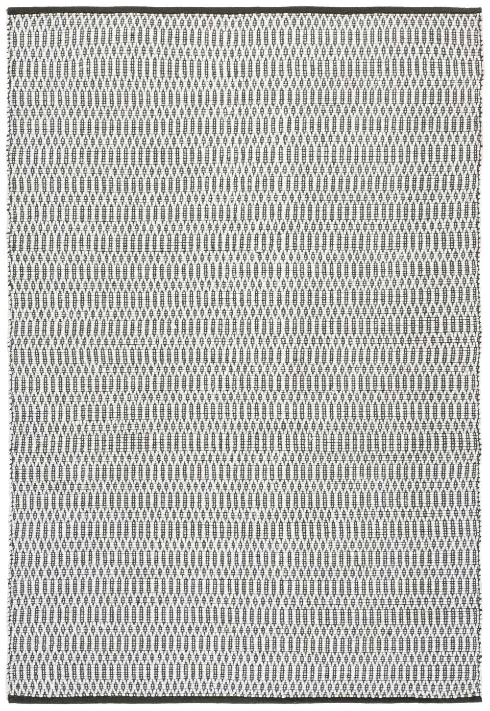 Safavieh Montauk 5'-0" x 8'-0" Rug in Ivory / Dark Green