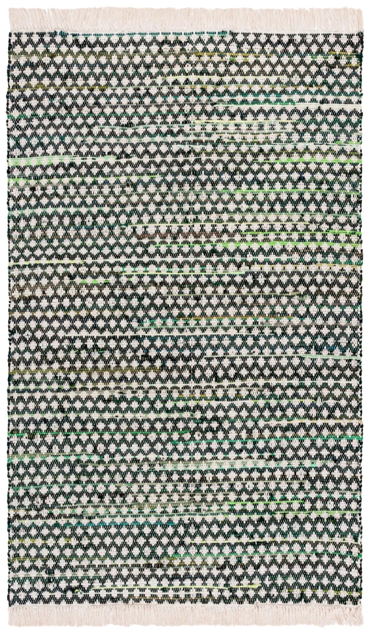 Safavieh Montauk 4'-0" x 6'-0" Rug in Green / Ivory