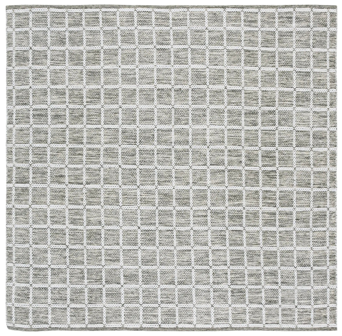 Safavieh Montauk 6'-0" x 6'-0" Rug in Green / Ivory