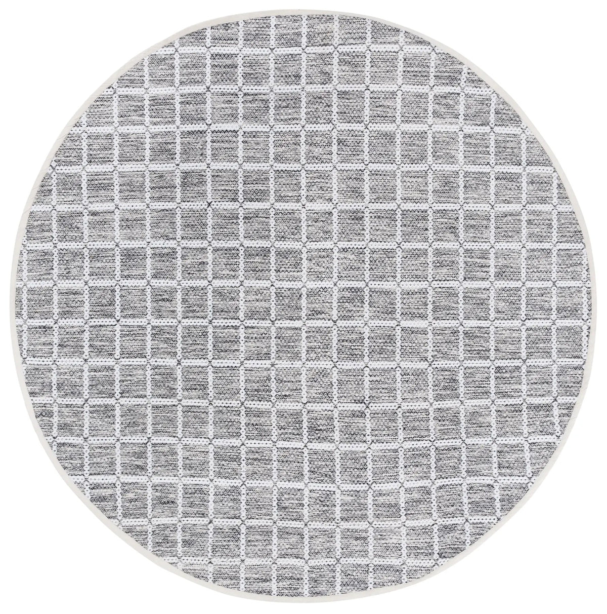 Safavieh Montauk 6'-0" x 6'-0" Rug in Black / Ivory