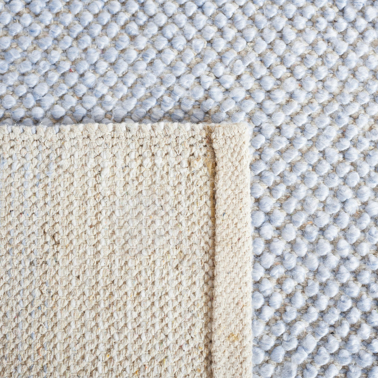 Safavieh Natura Nat324L Light Blue/Ivory Rug.