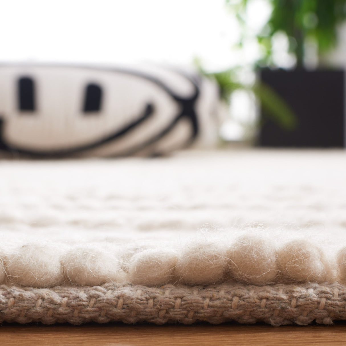 Safavieh Natura Nat714A Ivory Rug.