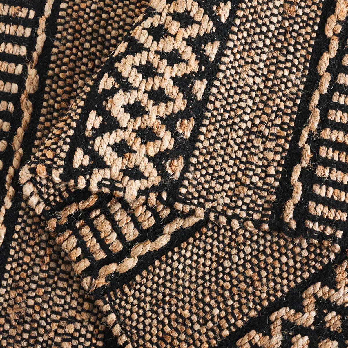Safavieh Natural Fiber 5'-0" x 8'-0" Rug in Natural / Black