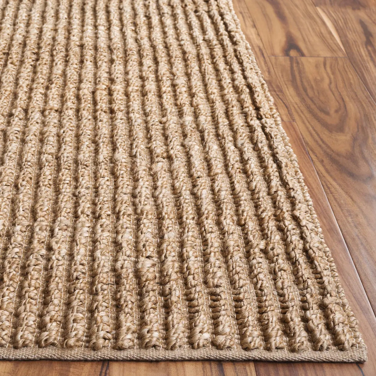 Safavieh Natural Fiber 4'-0" x 6'-0" Rug in Natural