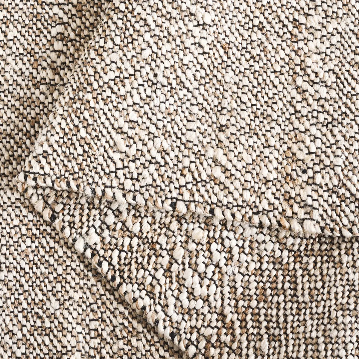 Safavieh Natural Fiber 4'-0" x 6'-0" Rug in Beige