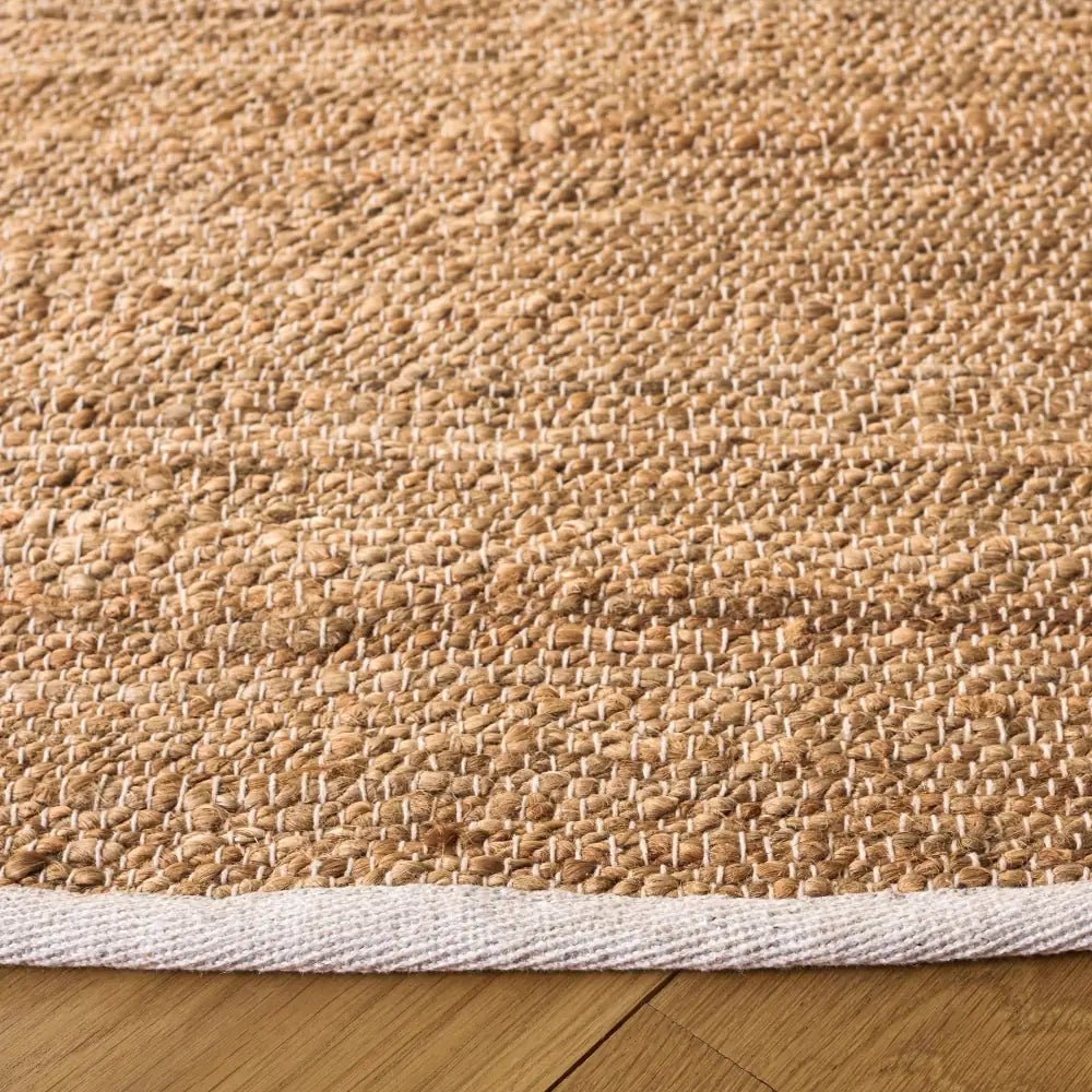 Safavieh Natural Fiber 7'-0" x 7'-0" Rug in Natural / Ivory