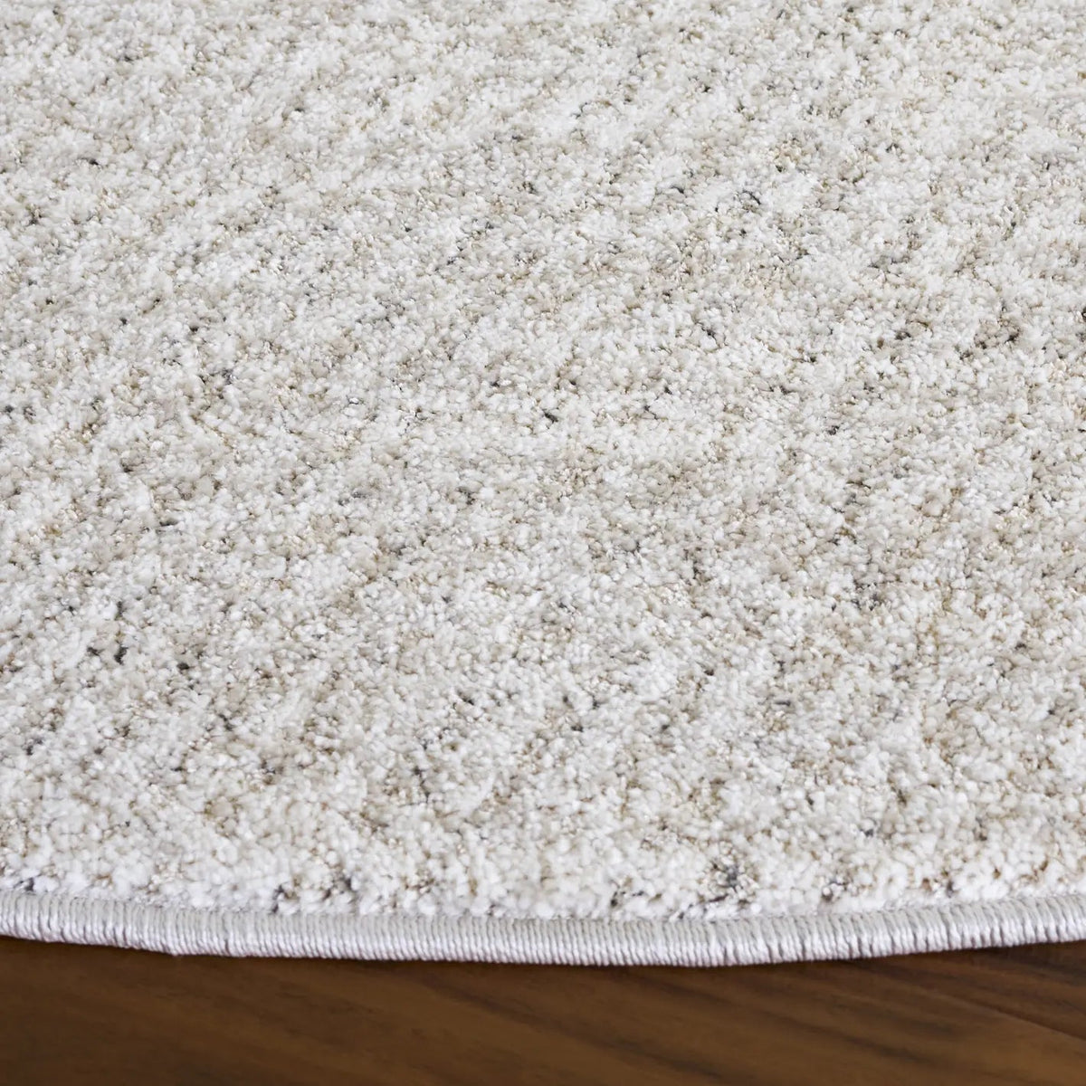 Safavieh Northport 6'-7" x 6'-7" Rug in Ivory / Beige