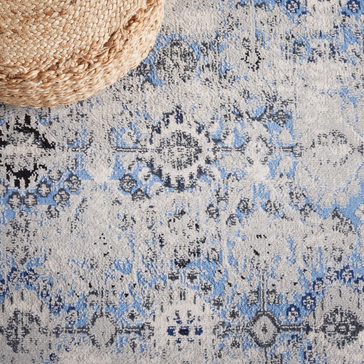 Safavieh Odyssey Ody862G Grey/Light Blue Rug.
