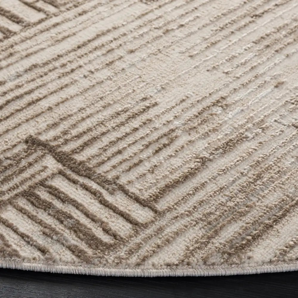 Safavieh Pearl 6'-7" x 6'-7" Rug in Ivory / Taupe
