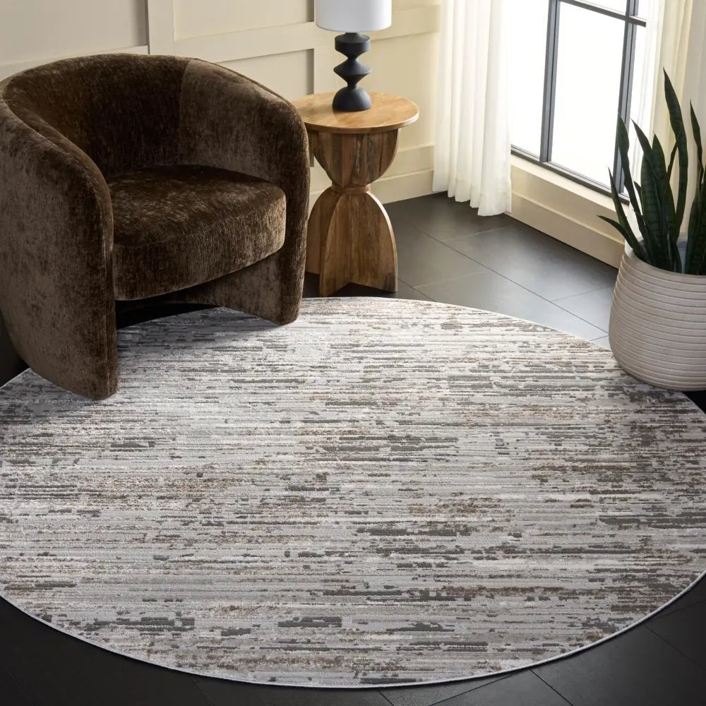 Safavieh Pearl 6'-7" x 6'-7" Rug in Grey / Beige
