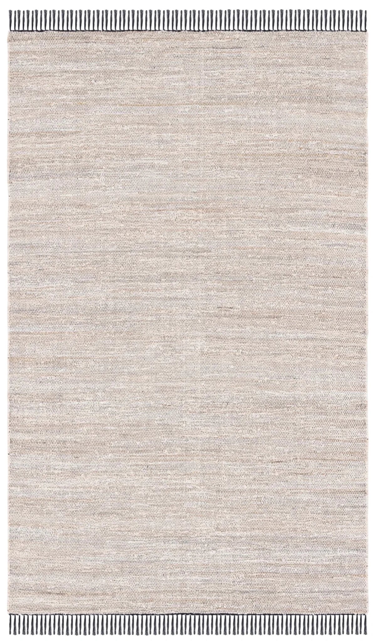 Safavieh Rag Rug 4'-0" x 6'-0" Rug in Ivory / Black