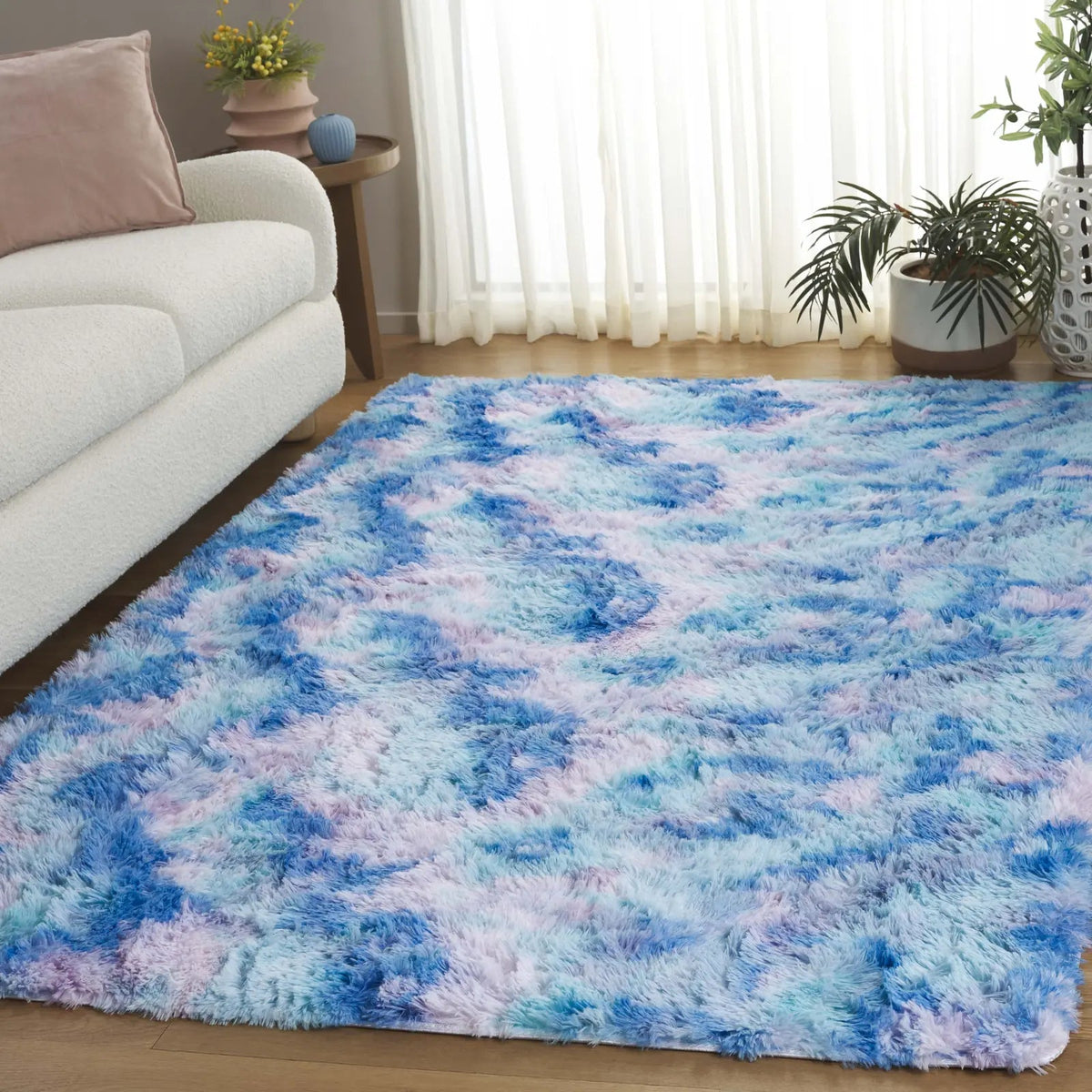 Safavieh Rainbow Shag 4'-0" x 6'-0" Rug in Rainbow / Multi