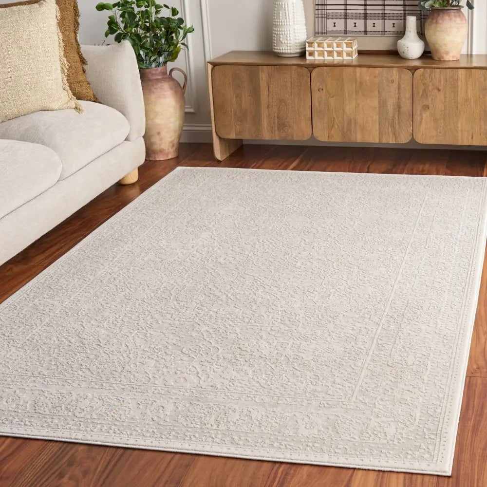 Safavieh Reflection 5'-1" x 7'-6" Rug in White / Ivory