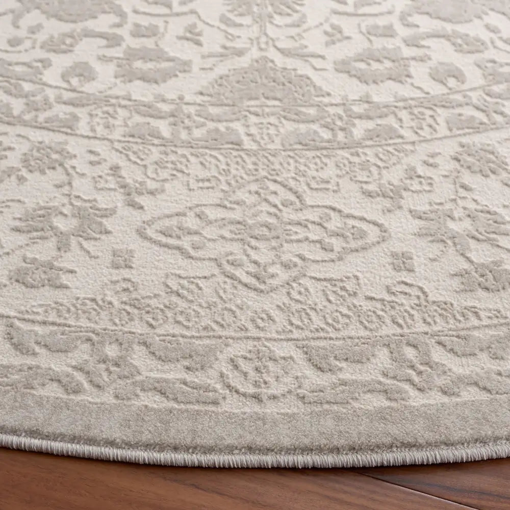 Safavieh Reflection 6'-7" x 6'-7" Rug in Ivory / White