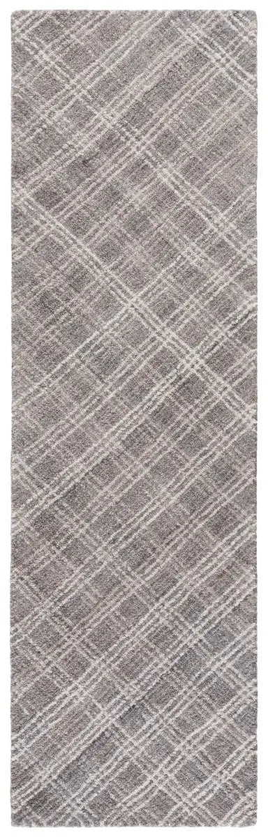 Safavieh Renewal 2'-3" x 8'-0" Rug in Grey