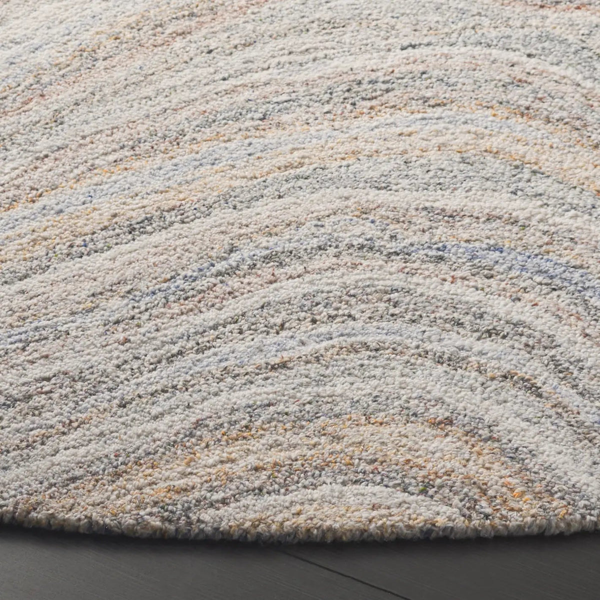 Safavieh Renewal 6'-0" x 6'-0" Rug in Beige / Grey