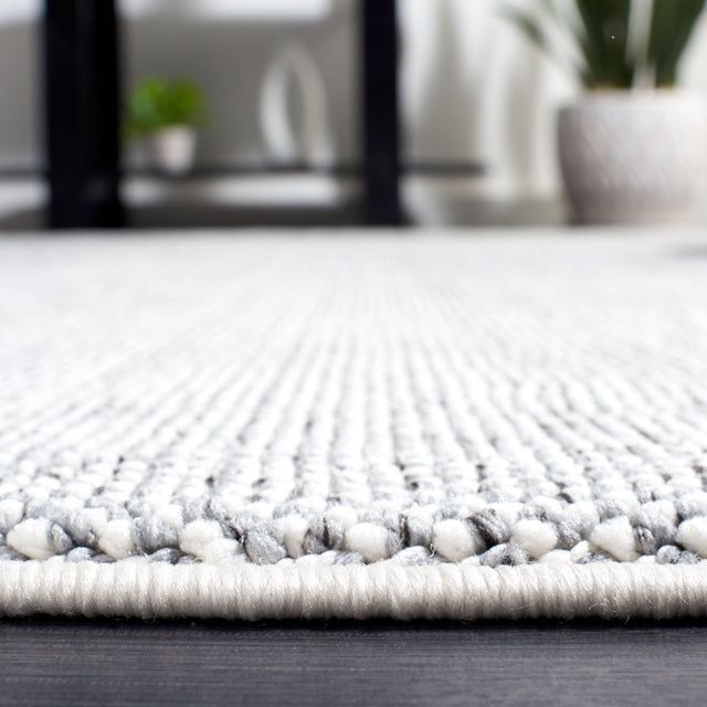 Safavieh River Rvr600G Grey/Ivory Rug.