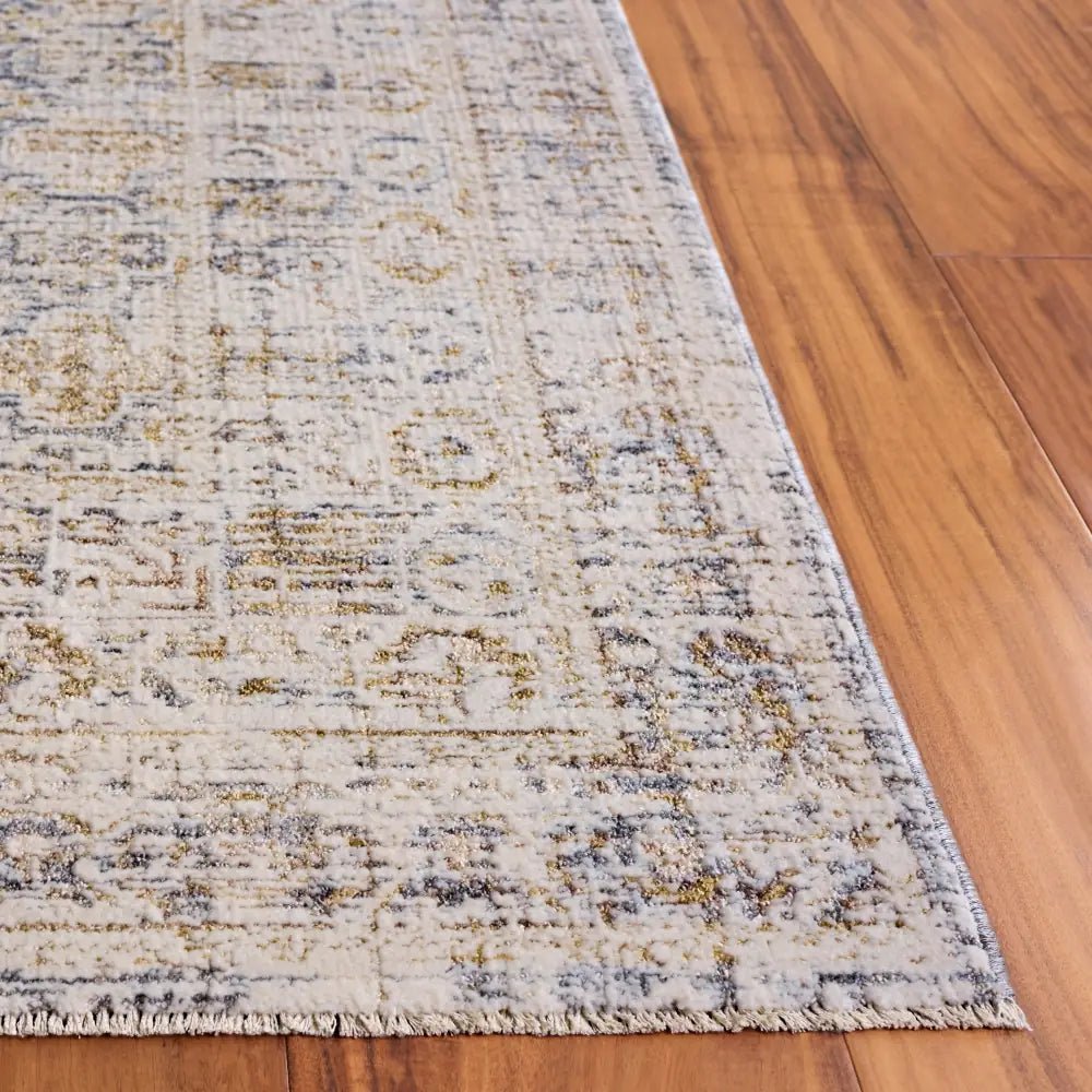 Safavieh Romance 300 5'-3" x 7'-6" Rug in Ivory / Grey Brown
