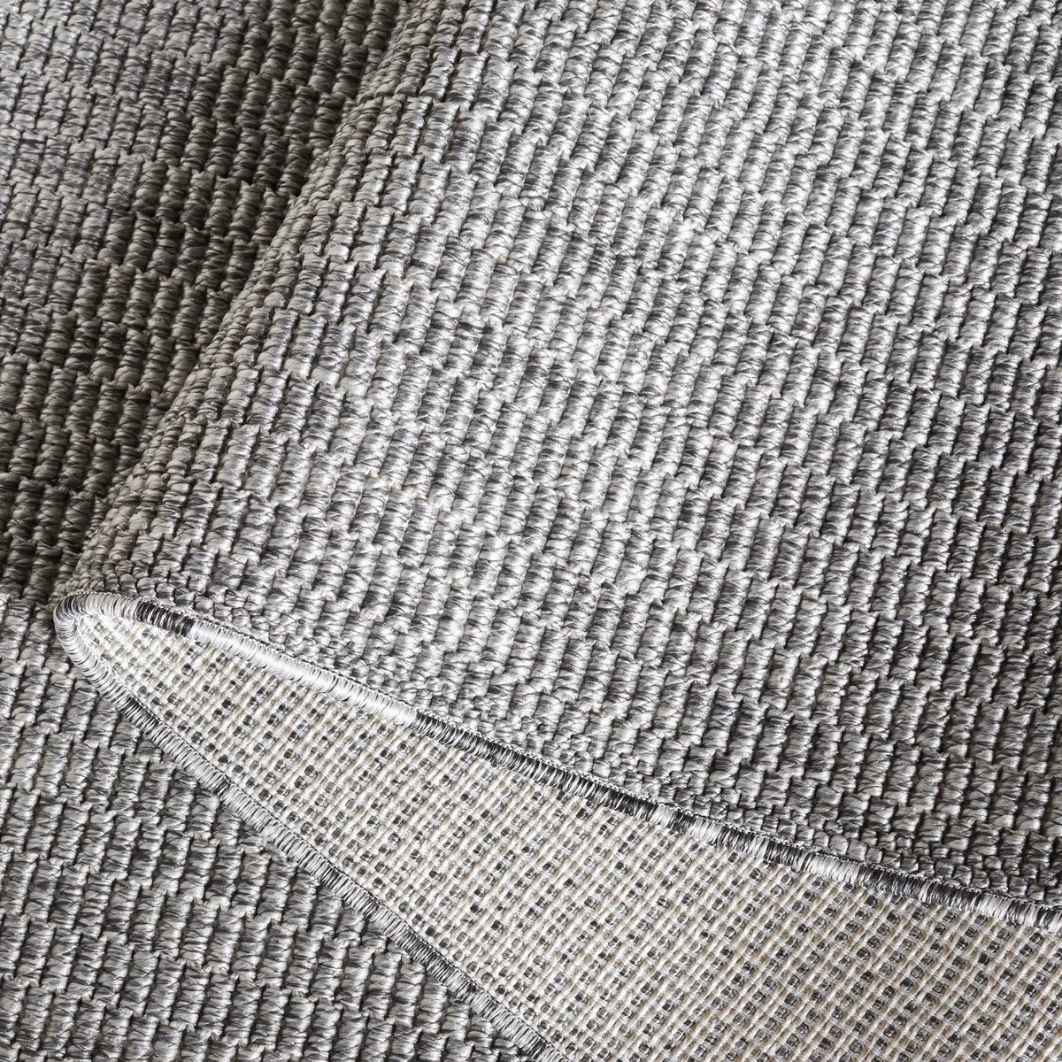 Safavieh Sisal All-Weather 4'-0" x 6'-0" Rug in Dark Grey