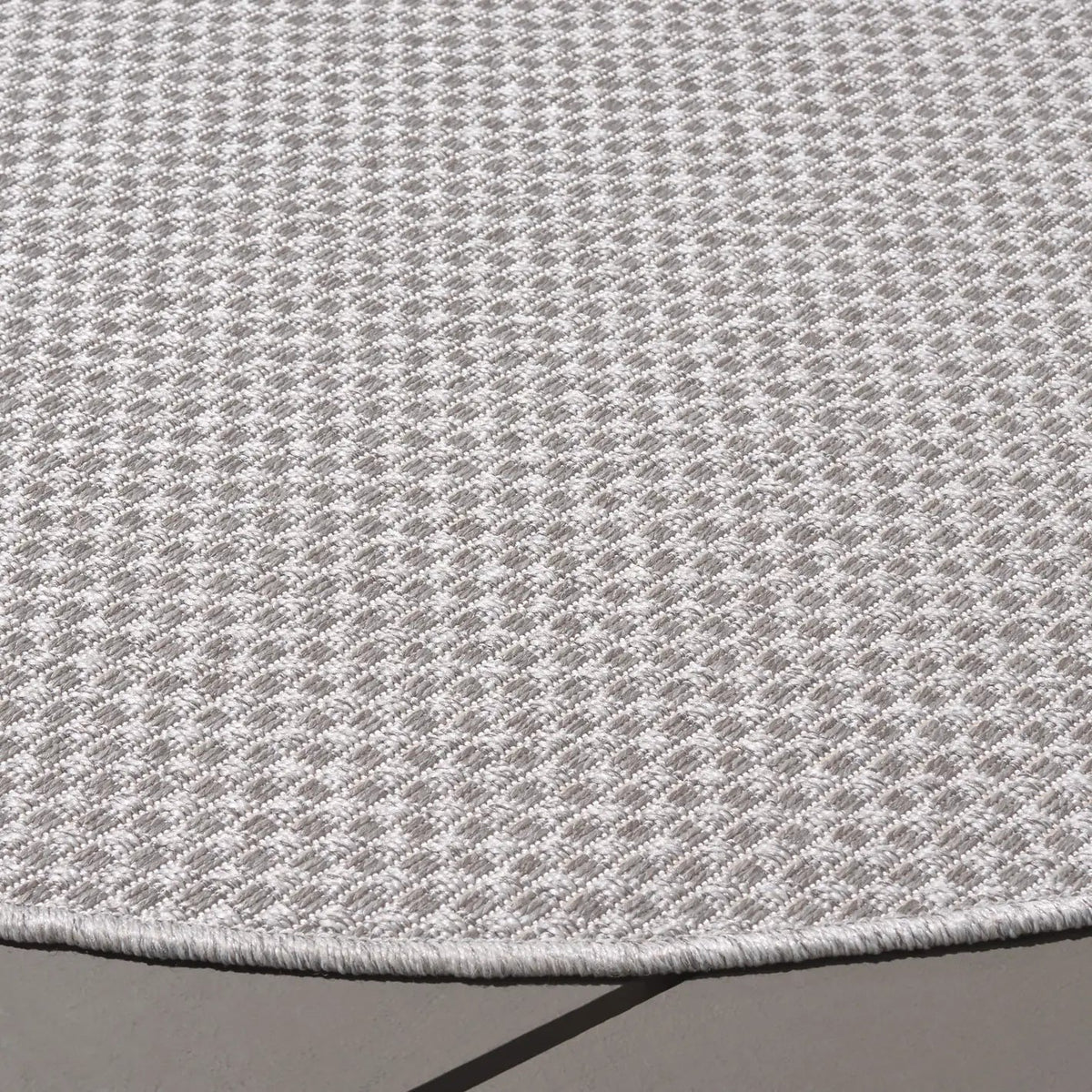 Safavieh Sisal All-Weather 6'-7" x 6'-7" Rug in Light Grey